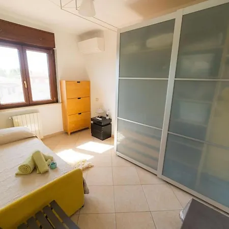 Apartment La Vernaccia Baratili San Pietro